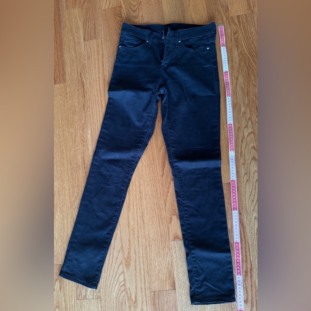 Levi Strausse & Co Jean Womens W26 L32 Black Full Length Mid Rise used